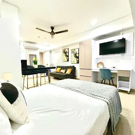 Pristine, Cozy, Next To With Everything U Need Apartamento *